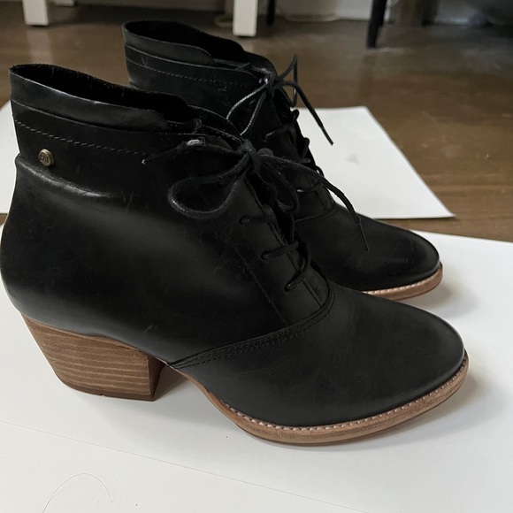 Whimsygoth Dark Academia Black leather lace up ankle boot - Picture 12 of 12